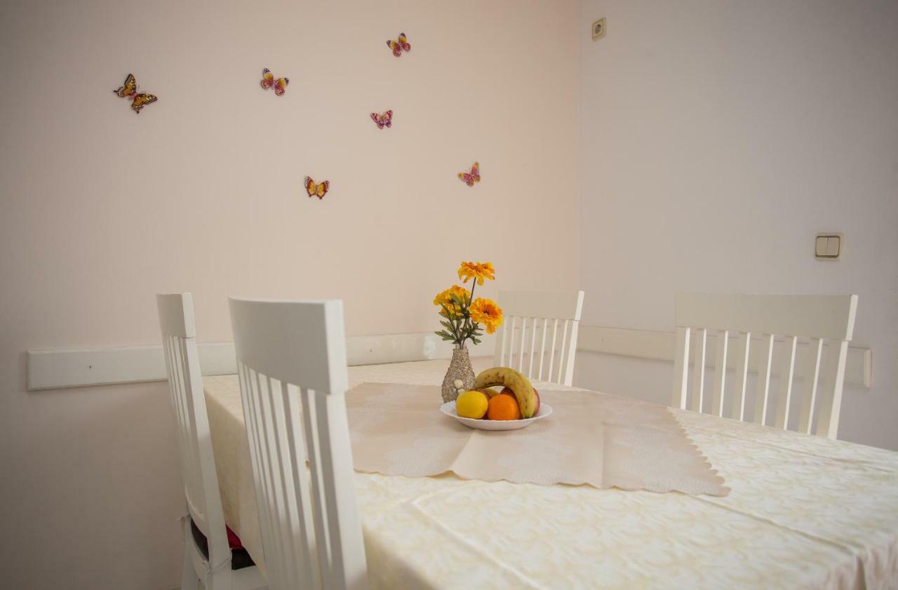 Apartments Gloria Primosten Ngoại thất bức ảnh