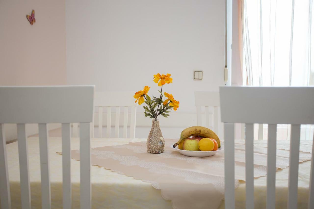 Apartments Gloria Primosten Ngoại thất bức ảnh