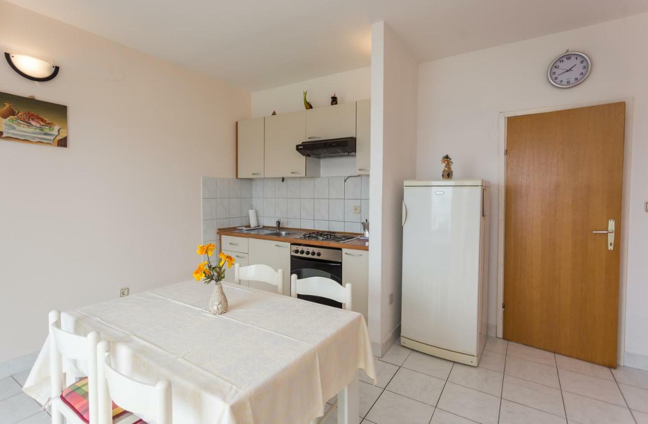 Apartments Gloria Primosten Ngoại thất bức ảnh